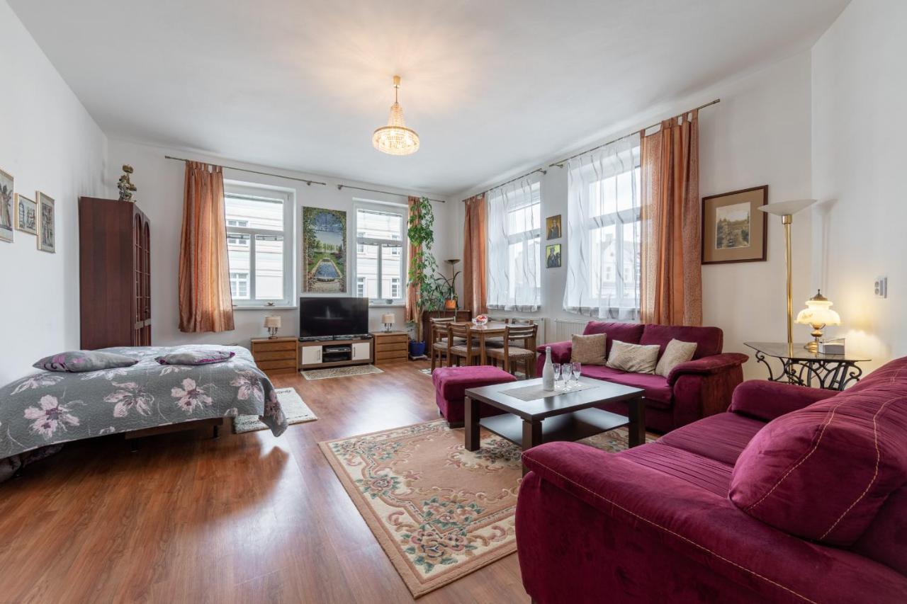 Apartment Kleopatra Karlovy Vary Exterior photo